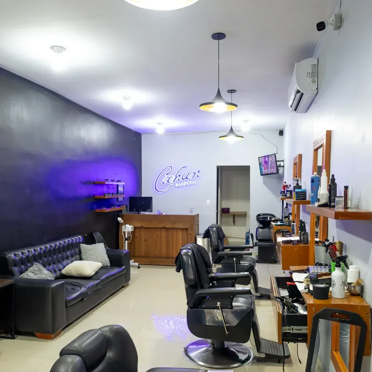 Estaciones de barbería Cahun